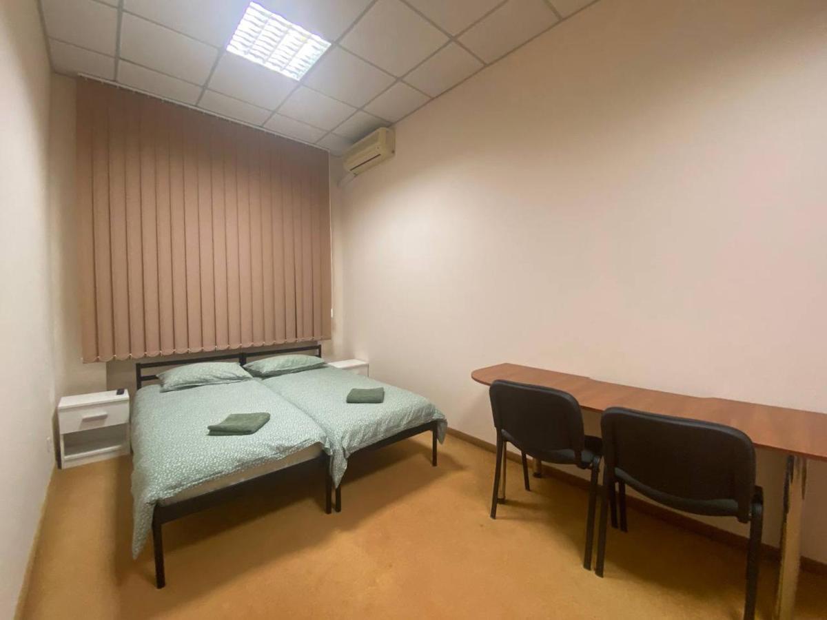 Si-Yo Hostel Uzjhorod Eksteriør bilde