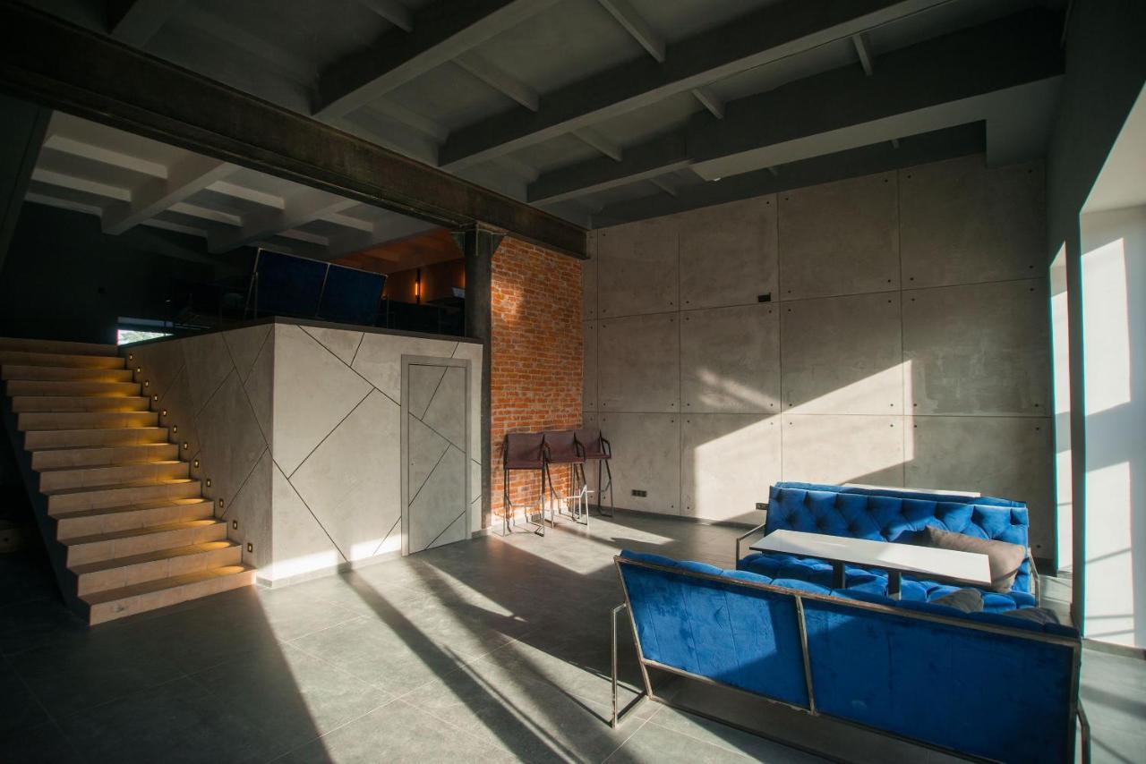 Si-Yo Hostel Uzjhorod Eksteriør bilde