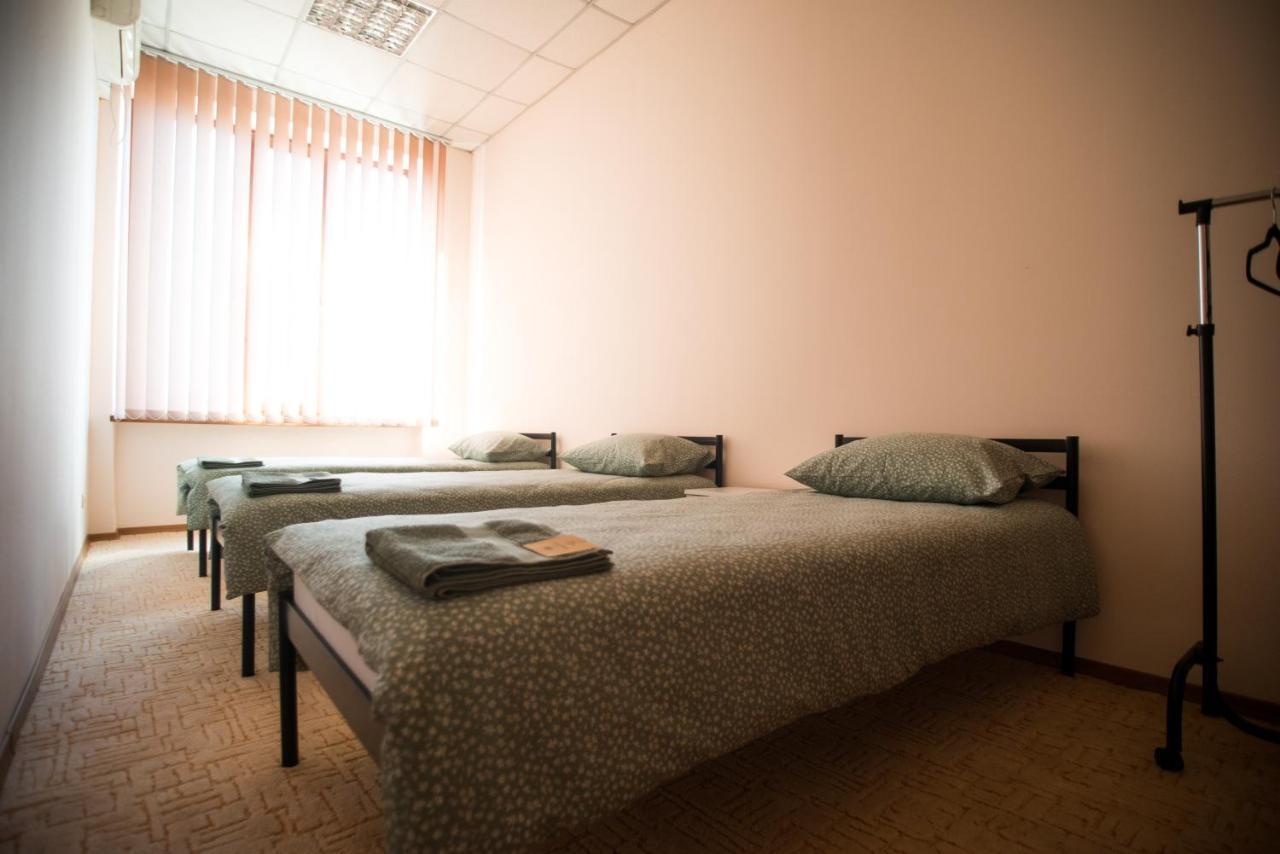 Si-Yo Hostel Uzjhorod Eksteriør bilde