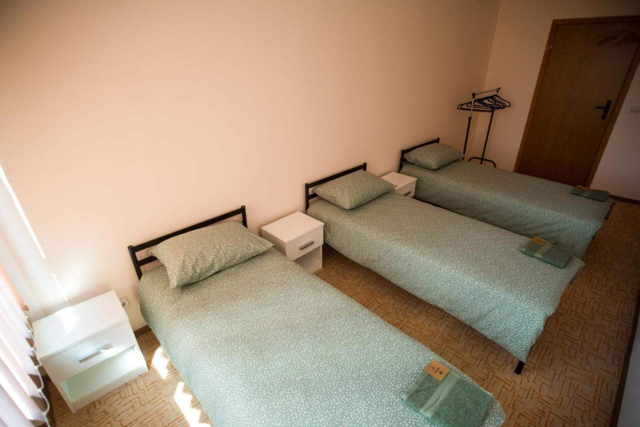 Si-Yo Hostel Uzjhorod Eksteriør bilde