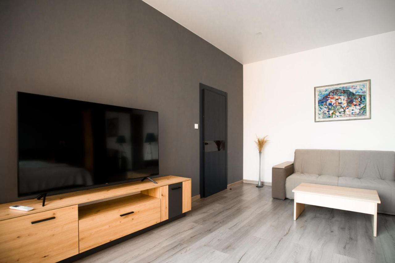 Si-Yo Hostel Uzjhorod Eksteriør bilde